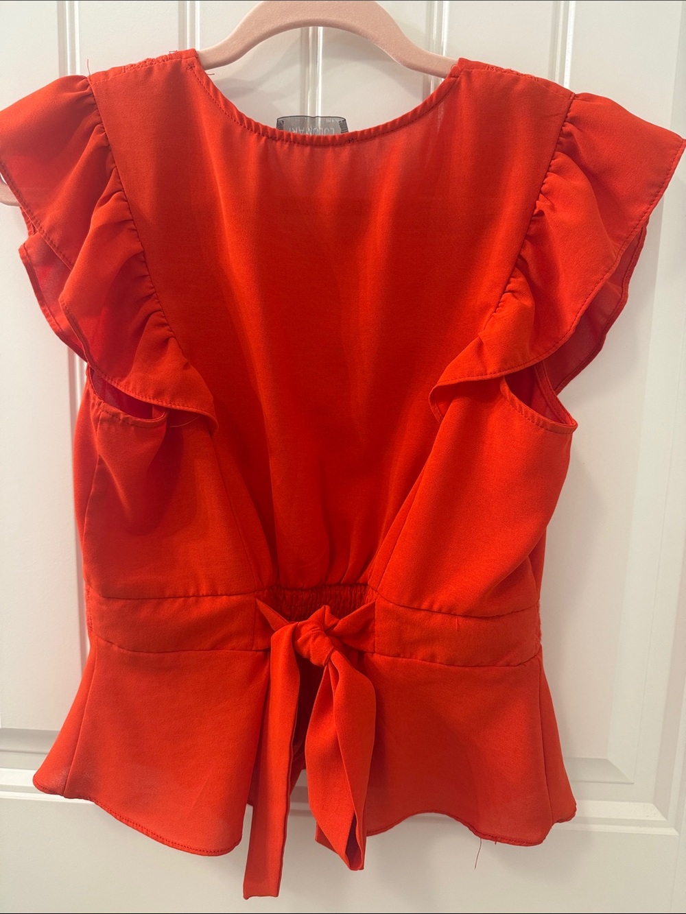 🔴 Lulumari Red Ruffle Tie-Back Blouse - Picture 2 of 2